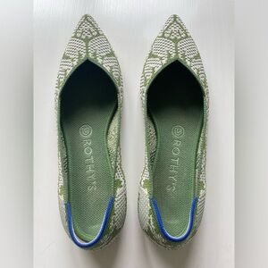 EUC Rothy’s The Point, Meadow, size 9.5.